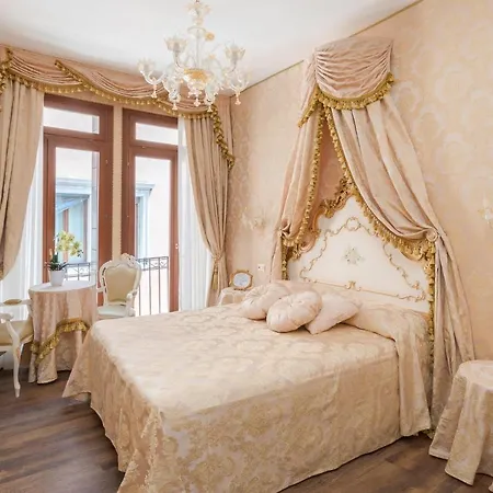 Maison d'hôtes Canal View San Marco Luxury 4*