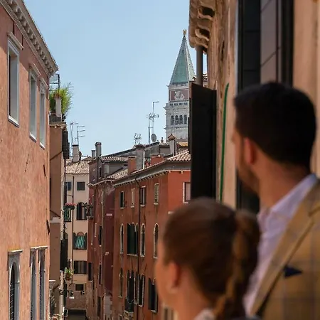 Maison d'hôtes Canal View San Marco Luxury